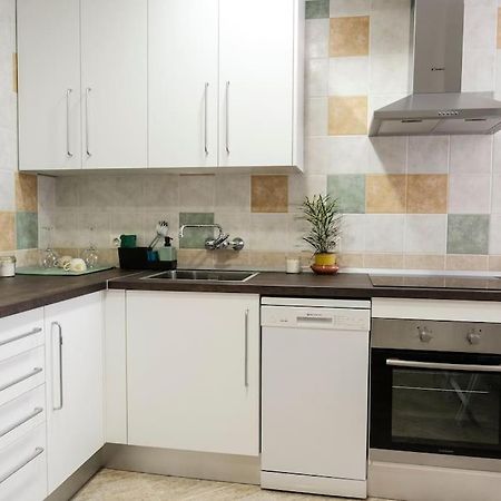 Apartamento A 100M Del Ayuntamiento Huelva Bagian luar foto